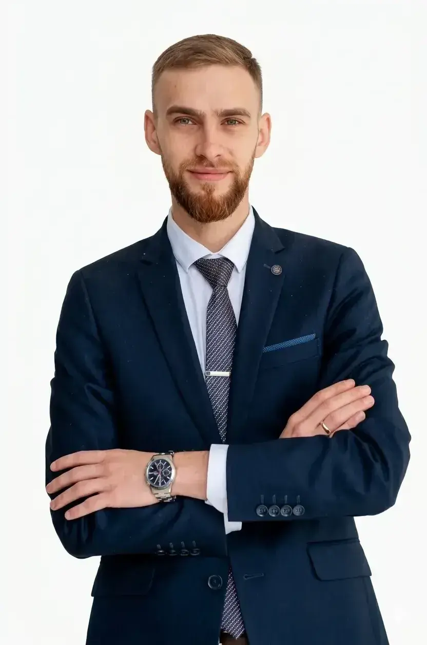 Артем Новиков